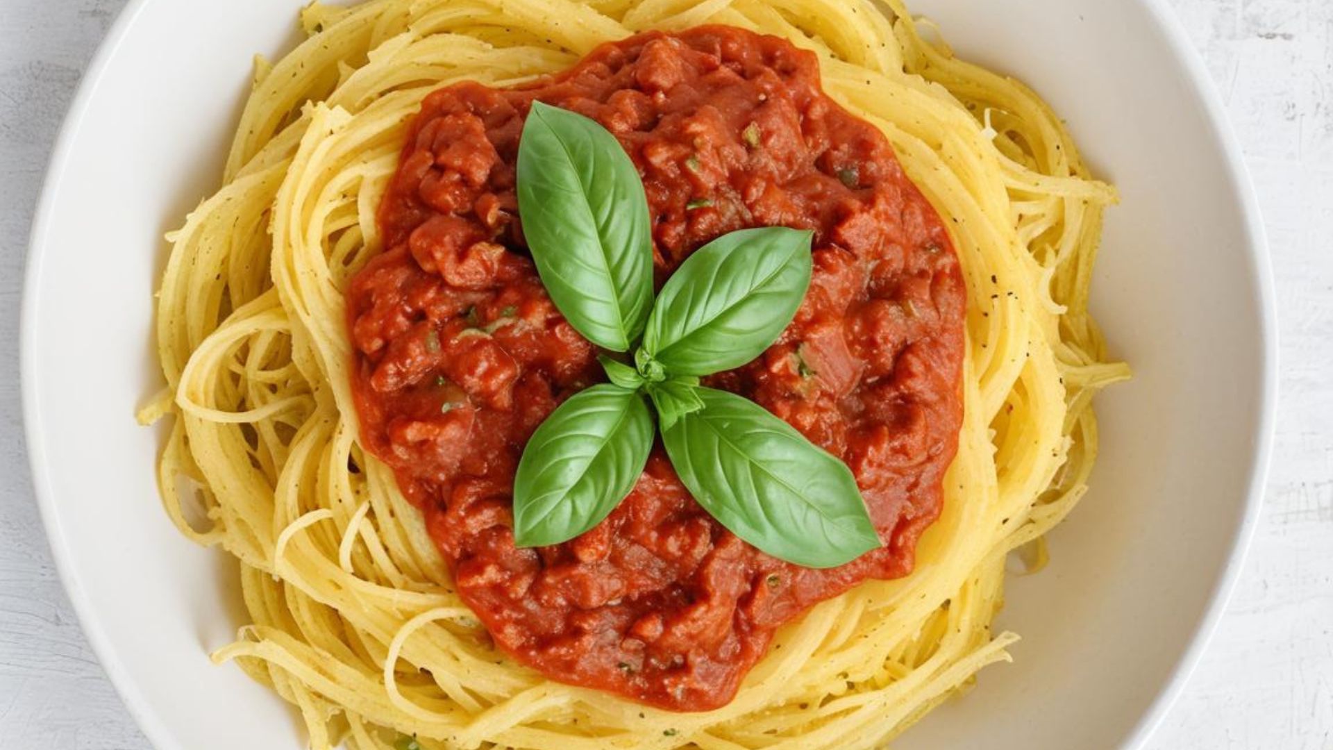 Spaghetti Squash with Marinara Sauce